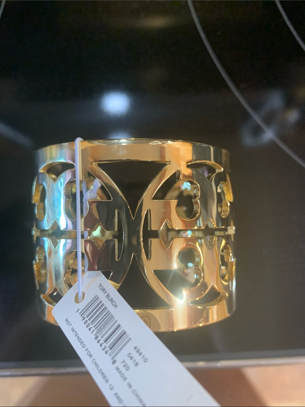 Tory Burch Gold Logo Cutout Cuff Bracelet - Shiny Gold Tone